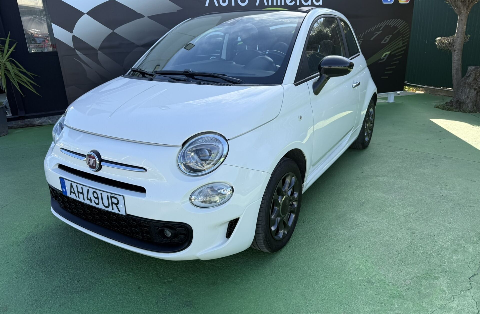 FIAT 500 C 1.0 Hybrid Sport