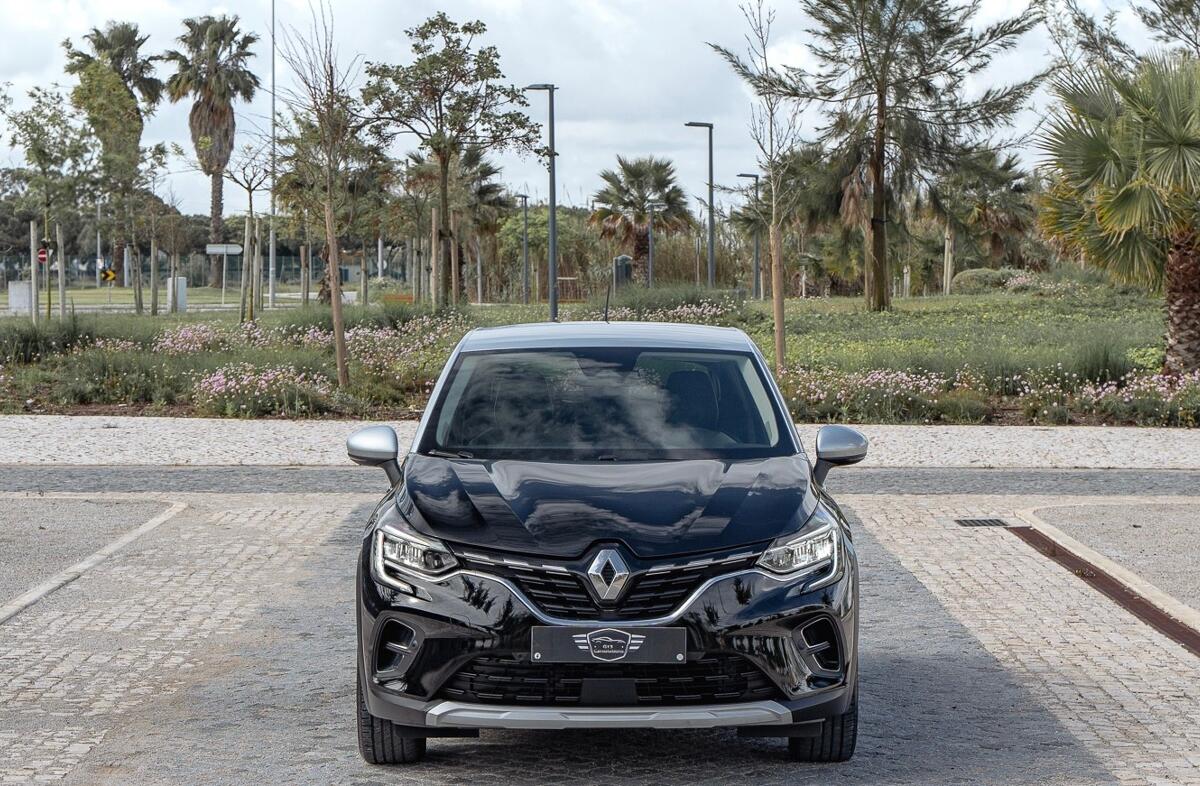 RENAULT Captur 1.6 E-Tech Plug-In Exclusive