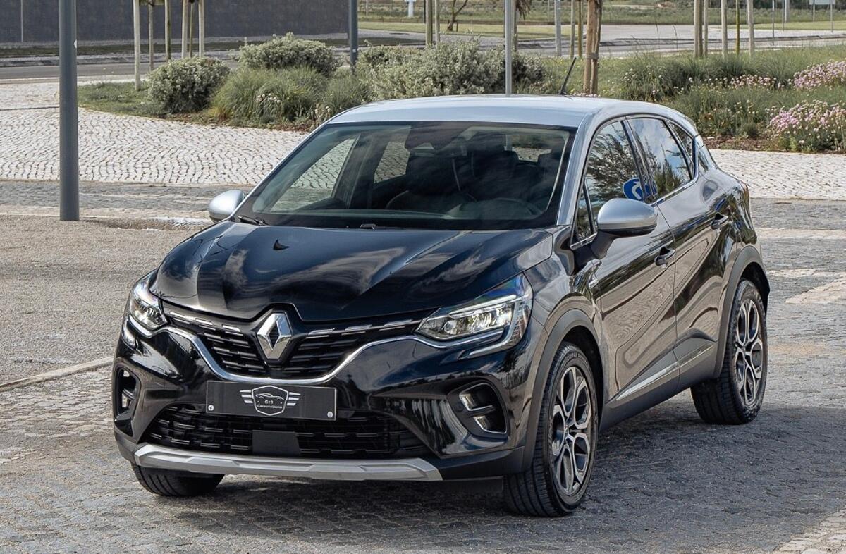 RENAULT Captur 1.6 E-Tech Plug-In Exclusive