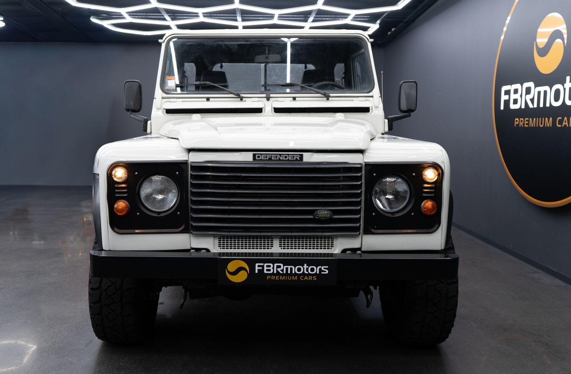 LAND ROVER Defender 90 PU 2.5 Td5 S
