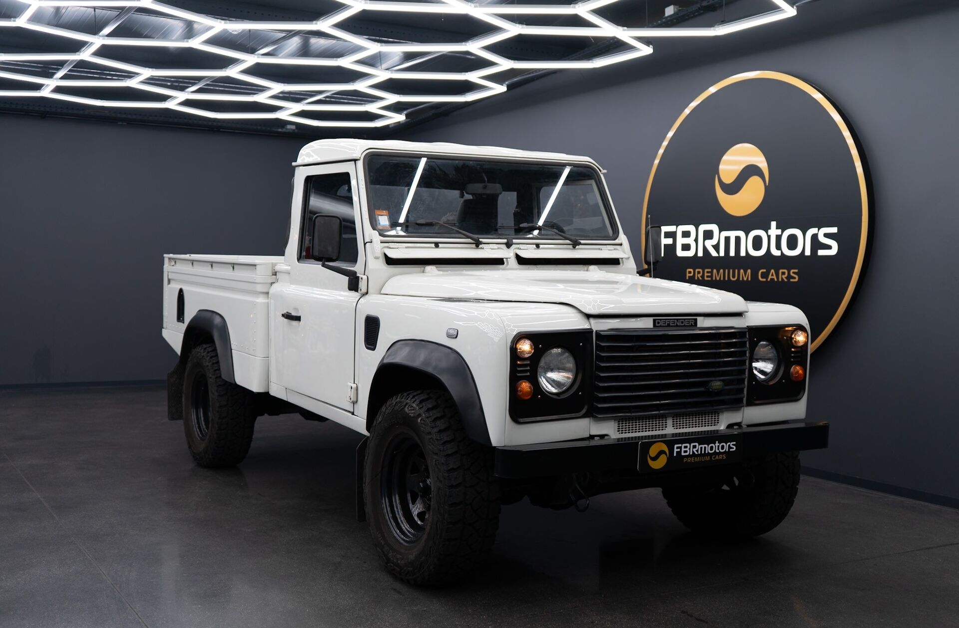 LAND ROVER Defender 90 PU 2.5 Td5 S