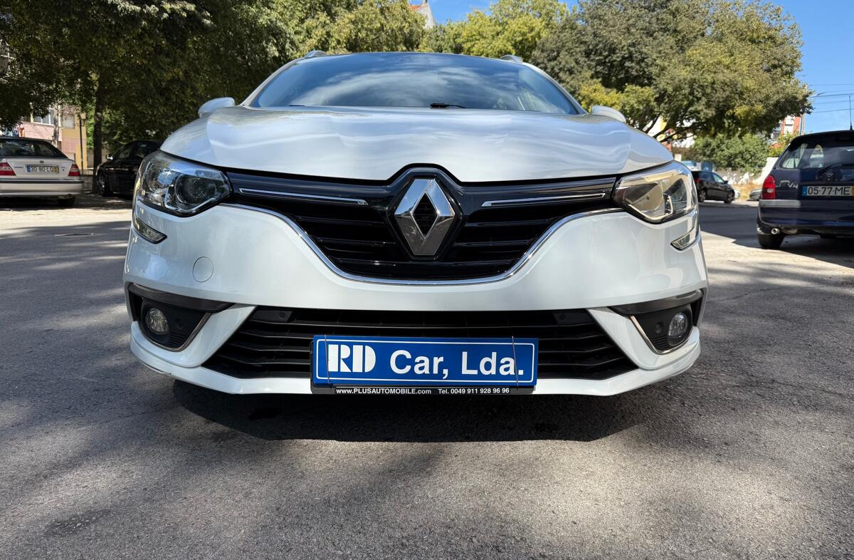 RENAULT Mégane 1.5 Blue dCi Limited EDC