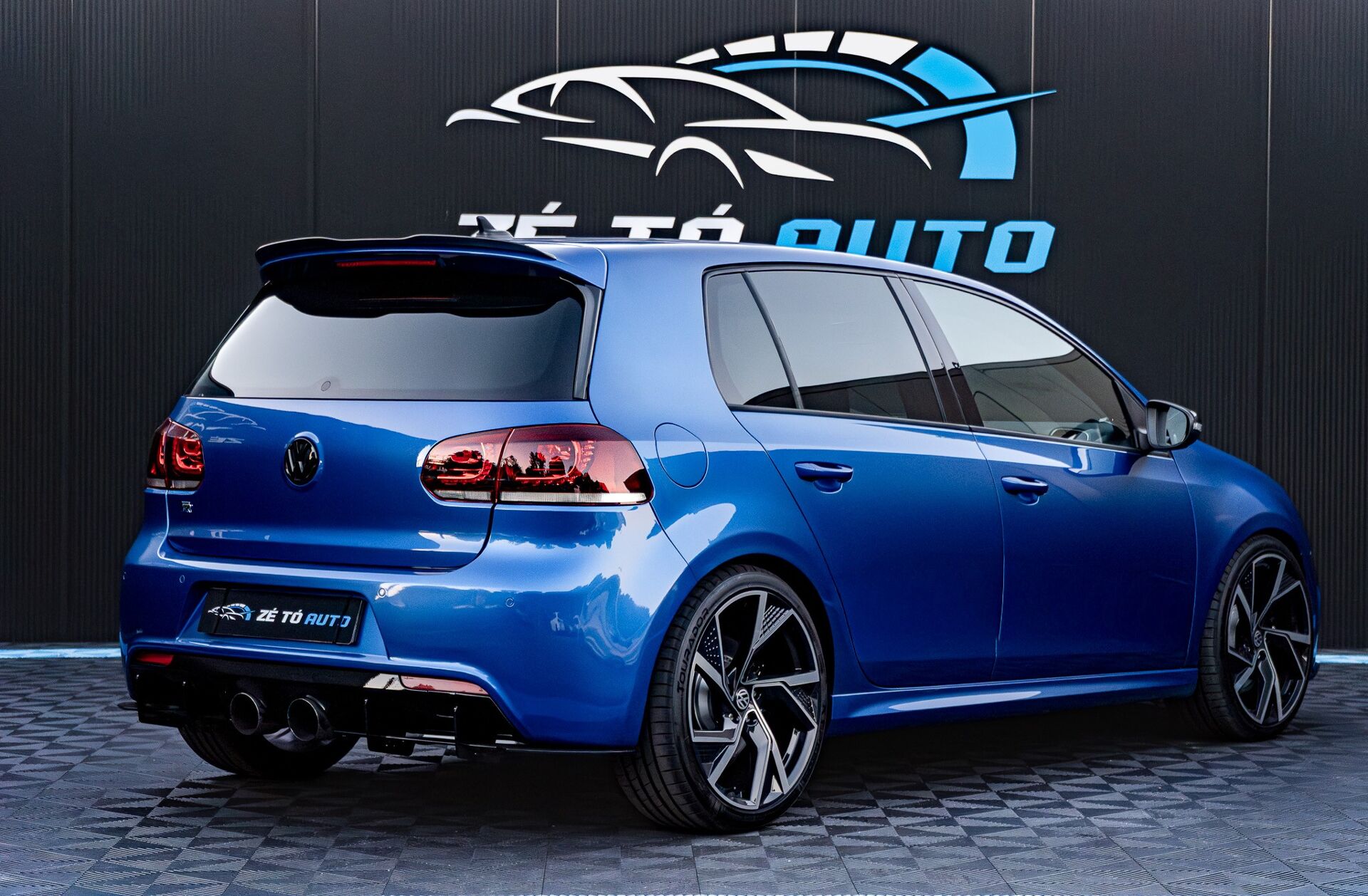 VOLKSWAGEN Golf 2.0 TSi GTi DSG