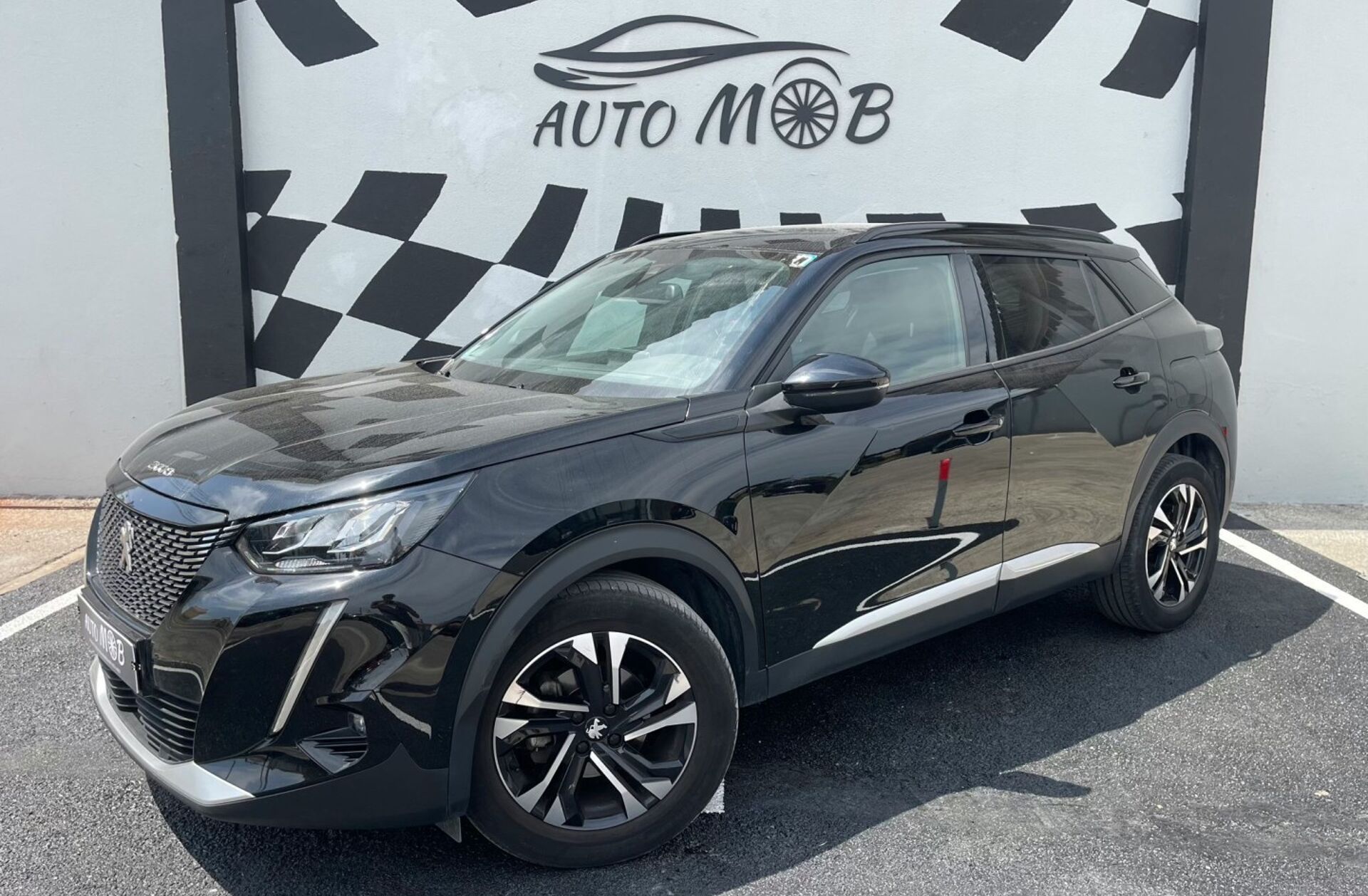 PEUGEOT 2008 1.2 PureTech Allure