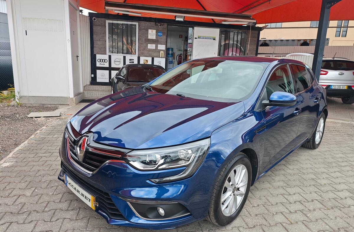 RENAULT Mégane 1.5 Blue dCi Zen