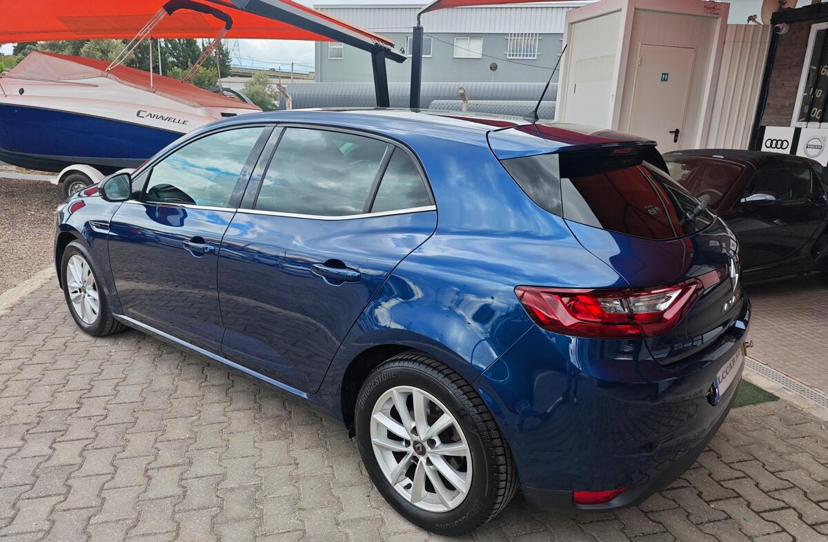 RENAULT Mégane 1.5 Blue dCi Zen