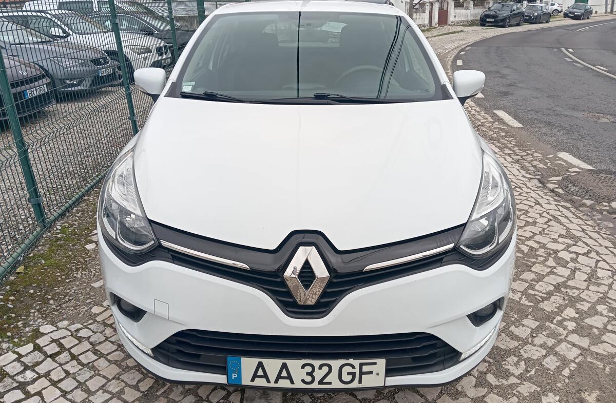 RENAULT Clio 1.5 dCi Intens