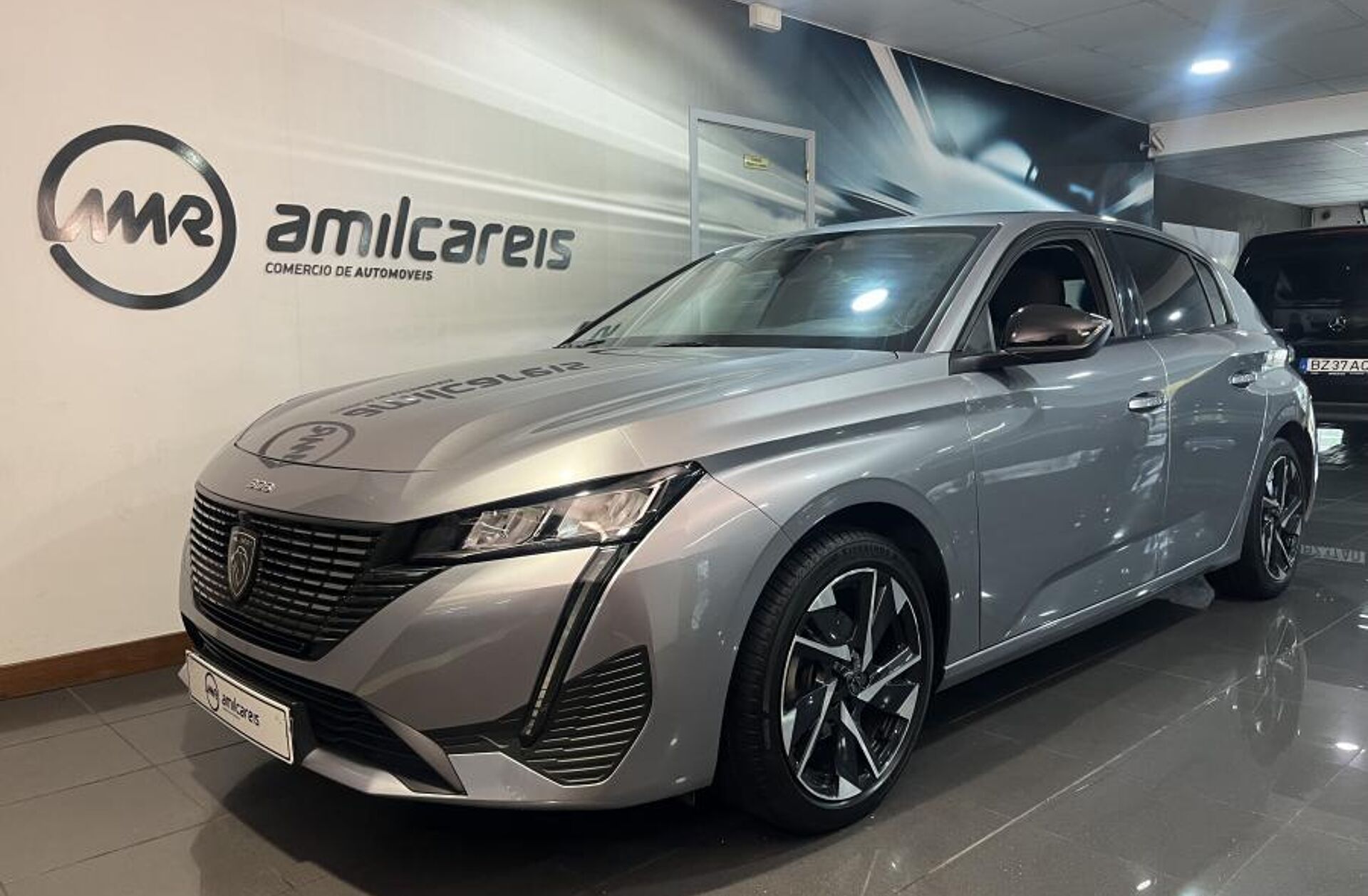 PEUGEOT 308 1.2 PureTech Allure