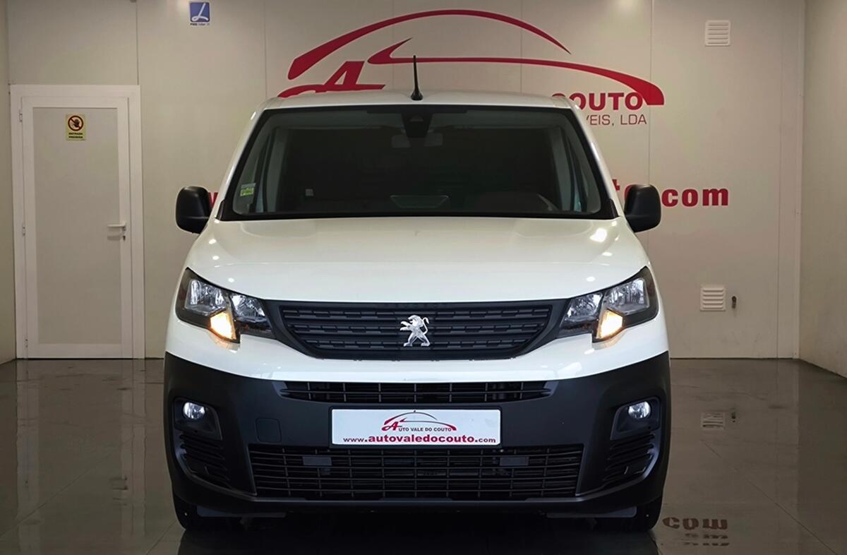 PEUGEOT Partner 1.5 BlueHDi Premium Standard