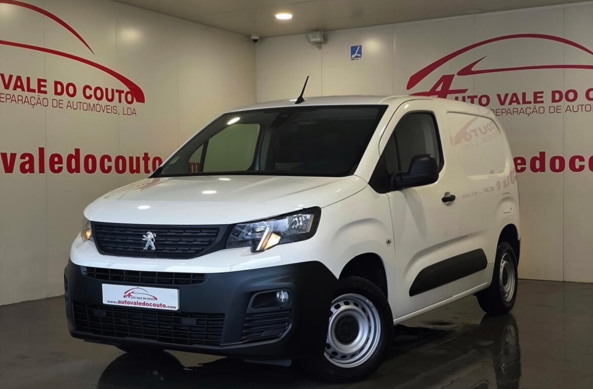 PEUGEOT Partner 1.5 BlueHDi Premium Standard