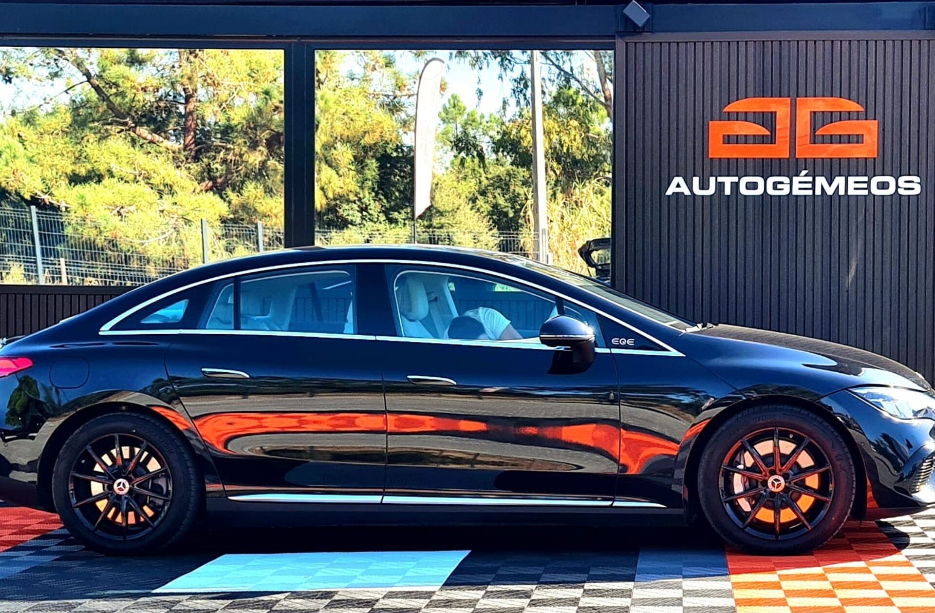 MERCEDES EQE 300 Edition