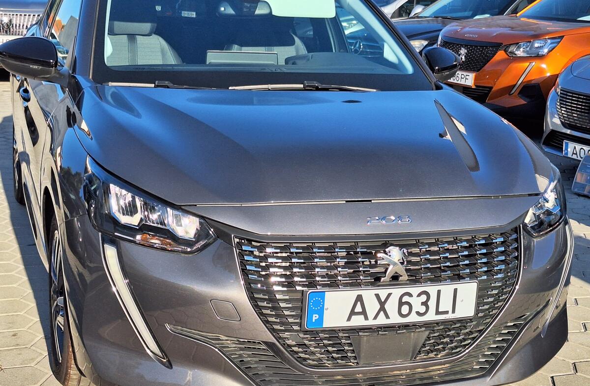 PEUGEOT 208 1.5 BlueHDi Allure Pack