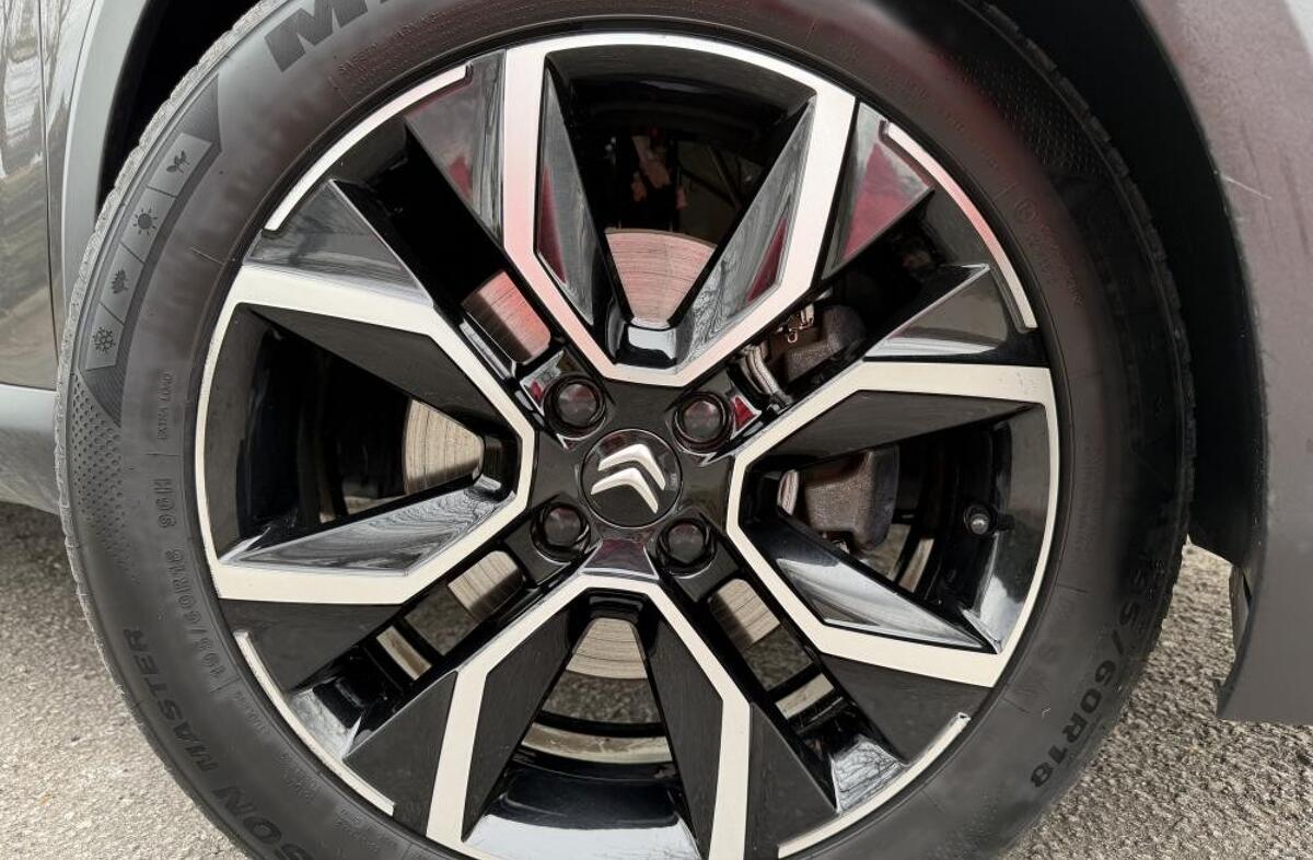 CITROEN C4 e- 50 kWh E-Series Collection