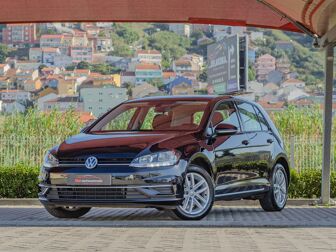 VOLKSWAGEN Golf 1.0 TSI Confortline