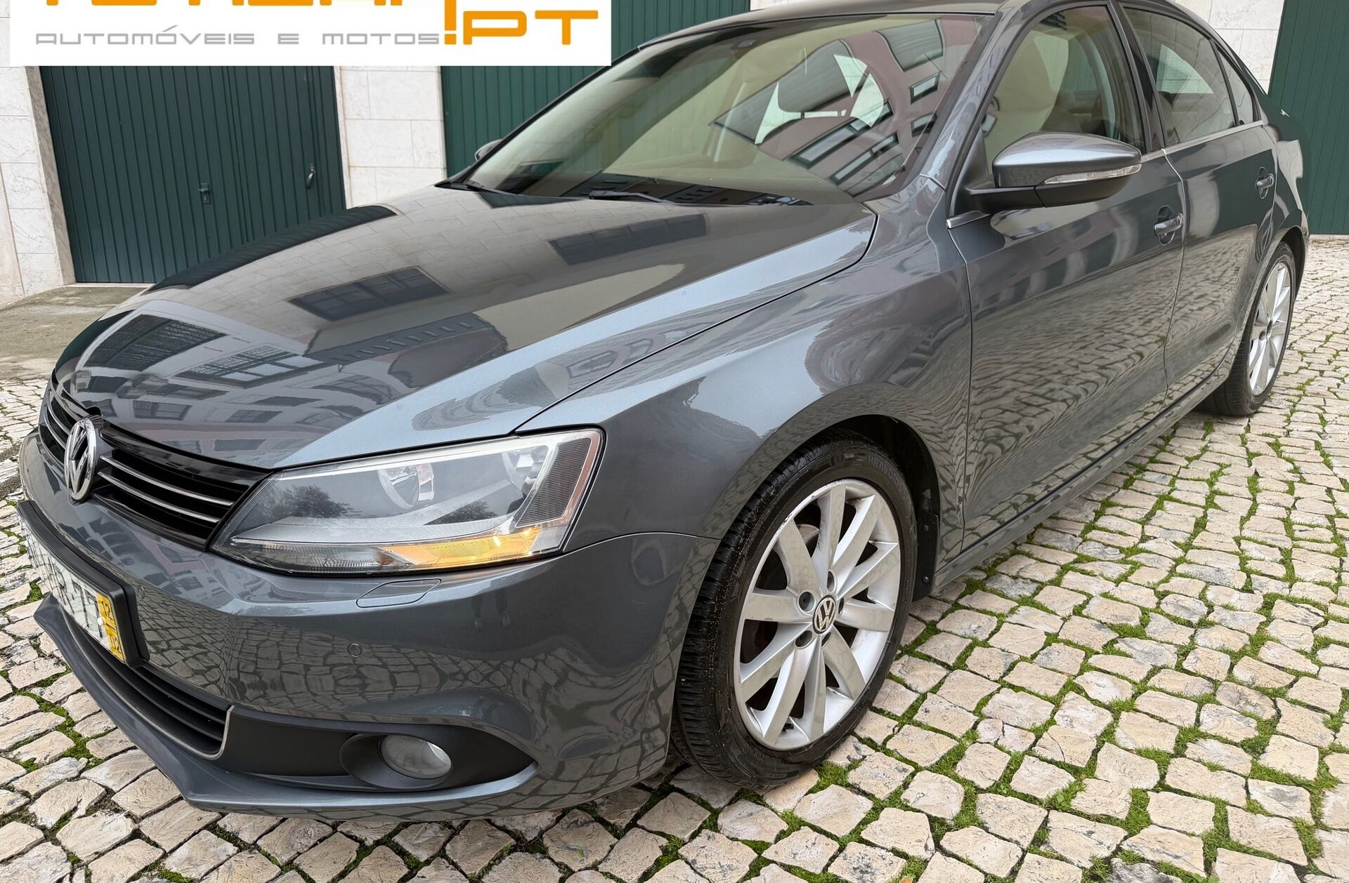 VOLKSWAGEN Jetta 1.6 TDi Confortline BM