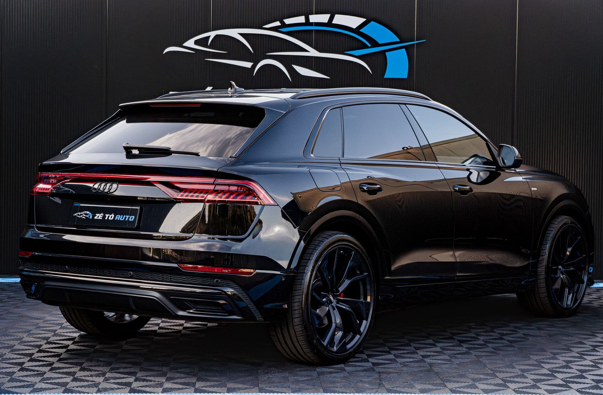 AUDI Q8 3.0 TDI 50 quattro Tiptronic