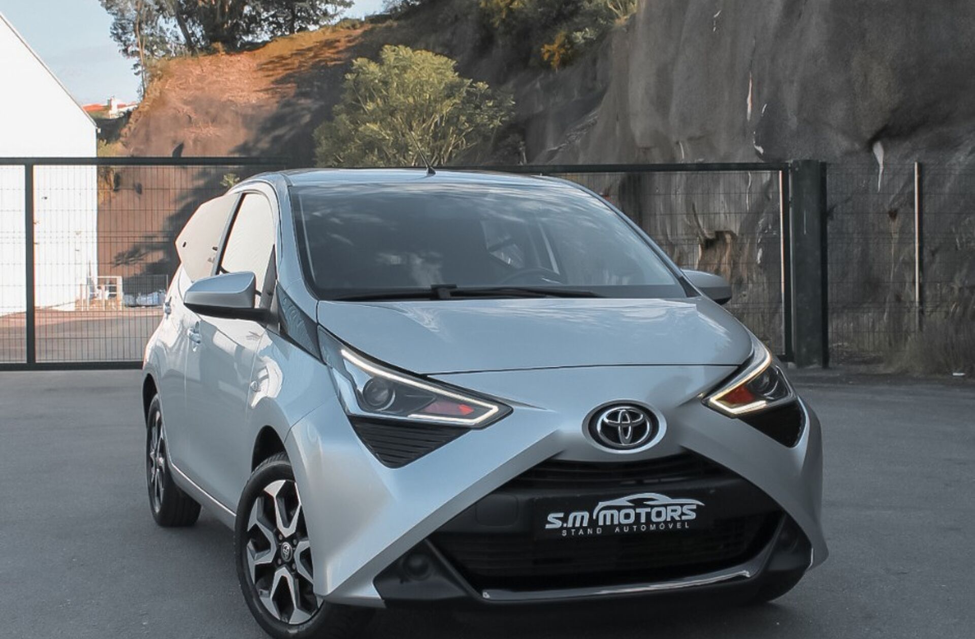 TOYOTA Aygo 1.0 X-Play Plus