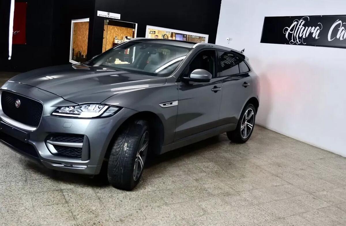 JAGUAR F-Pace 2.0 i4D R-Sport AWD Aut.