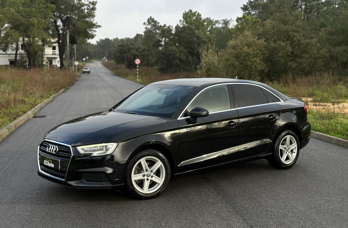 AUDI A3 1.6 TDI S tronic