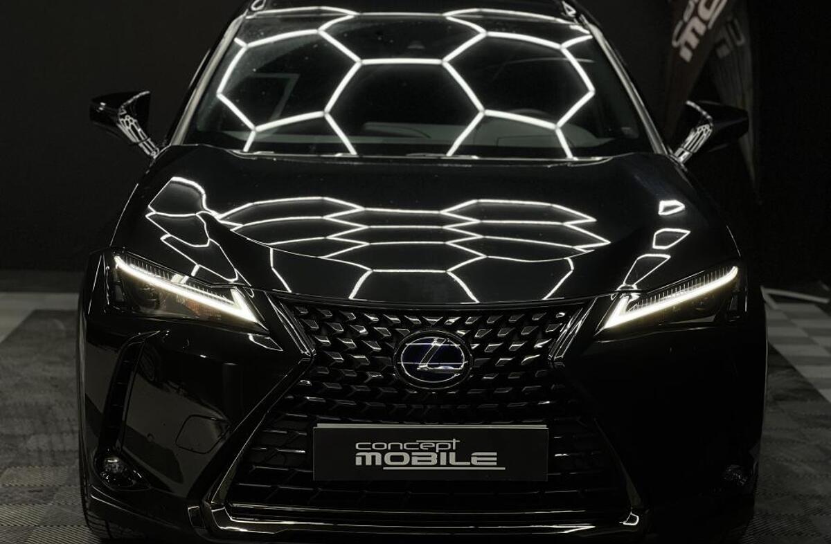LEXUS UX 250h Special Edition (LCA)