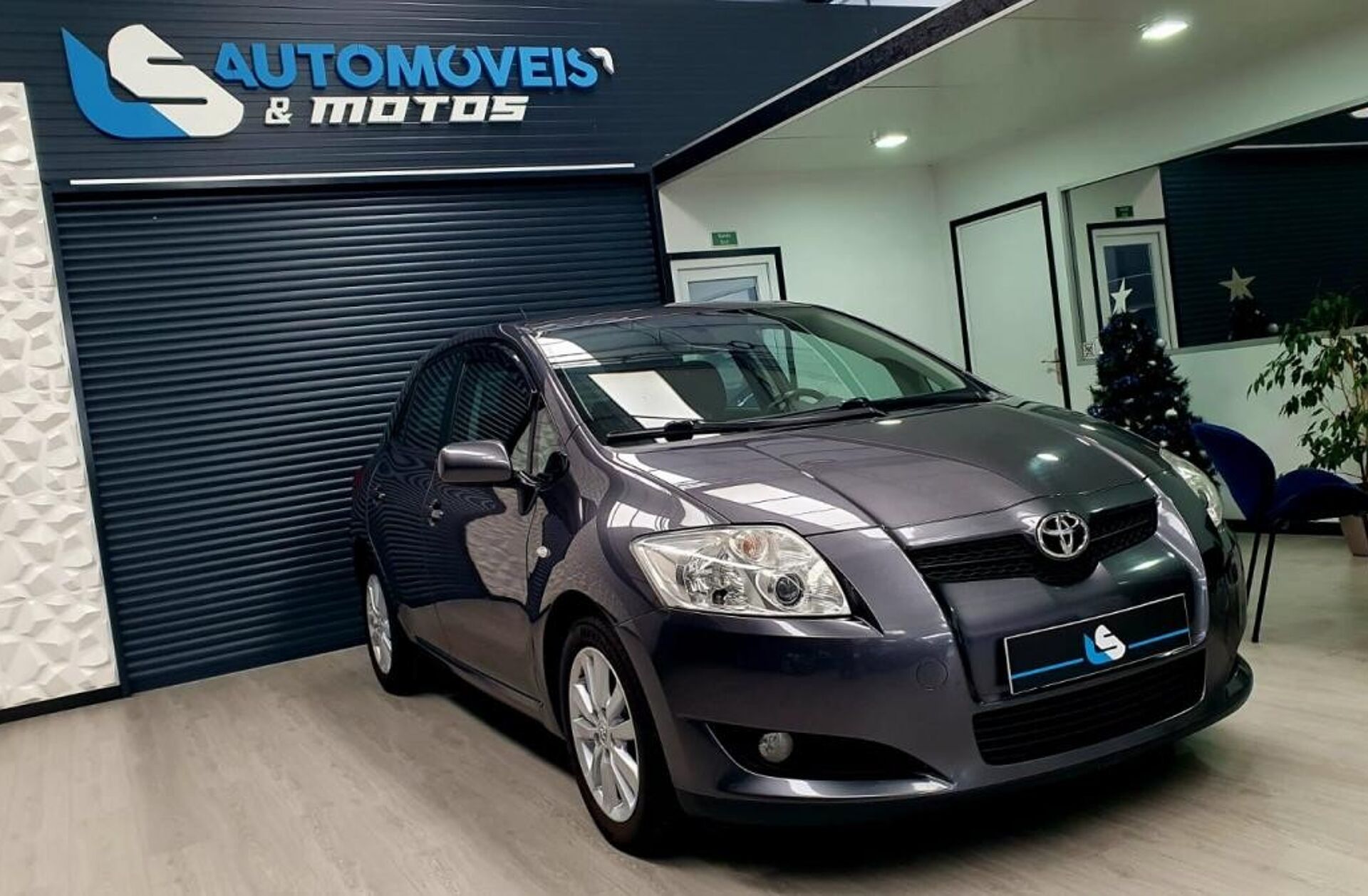 TOYOTA Auris 2.0 D-4D Sol