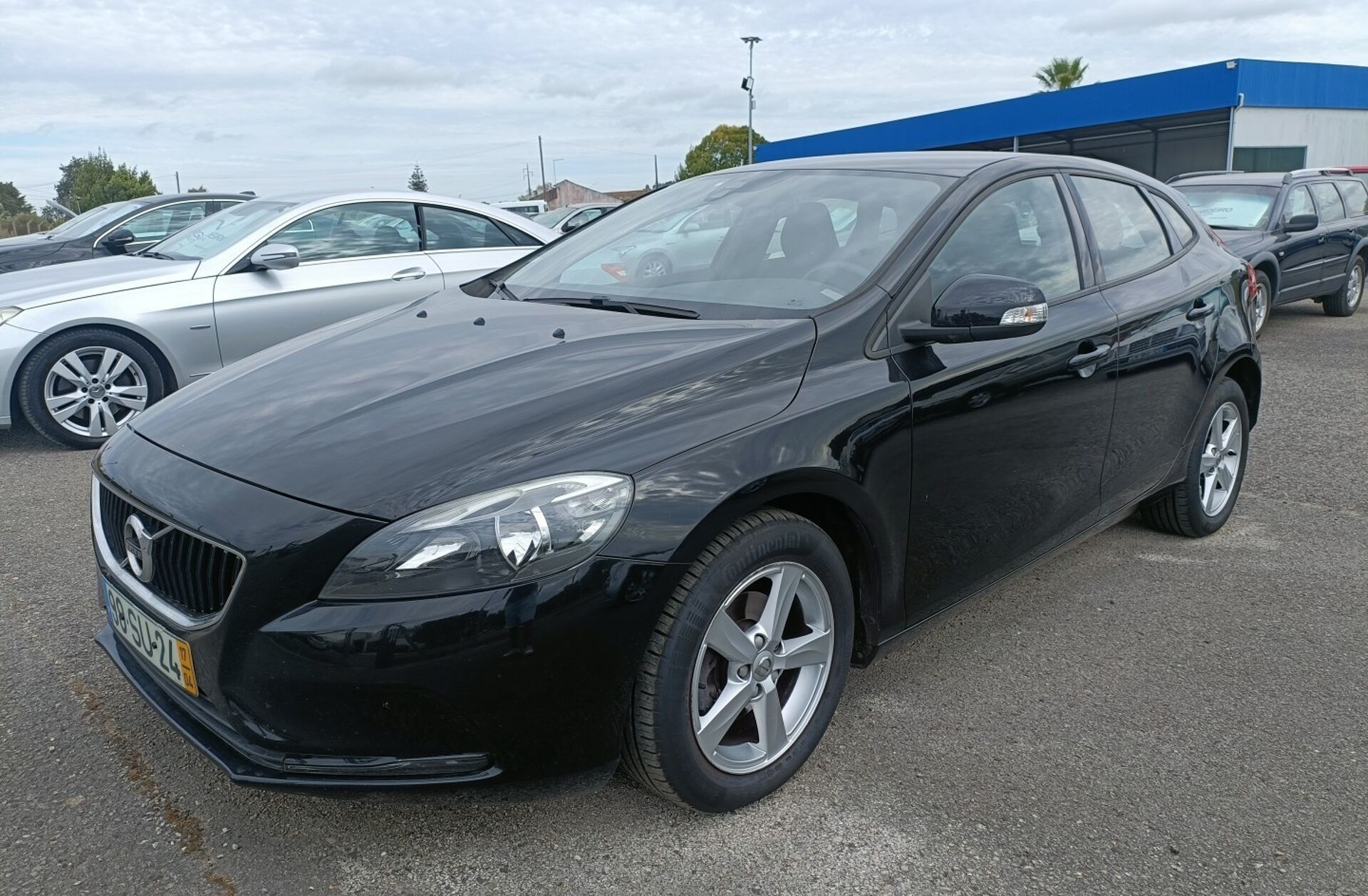 VOLVO V40 2.0 D2 Momentum