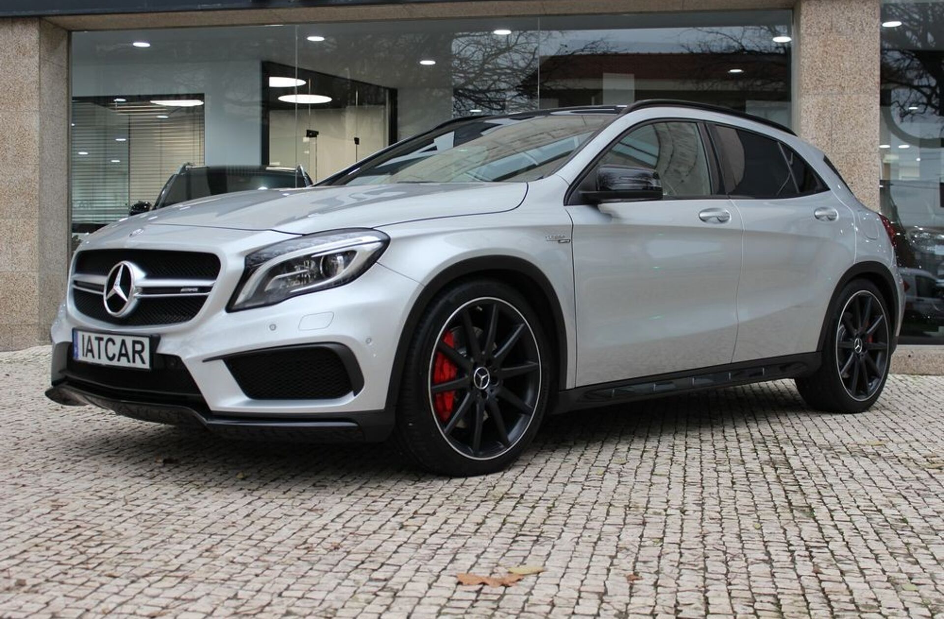 MERCEDES Classe GLA GLA 220 CDi AMG Line 4-Matic