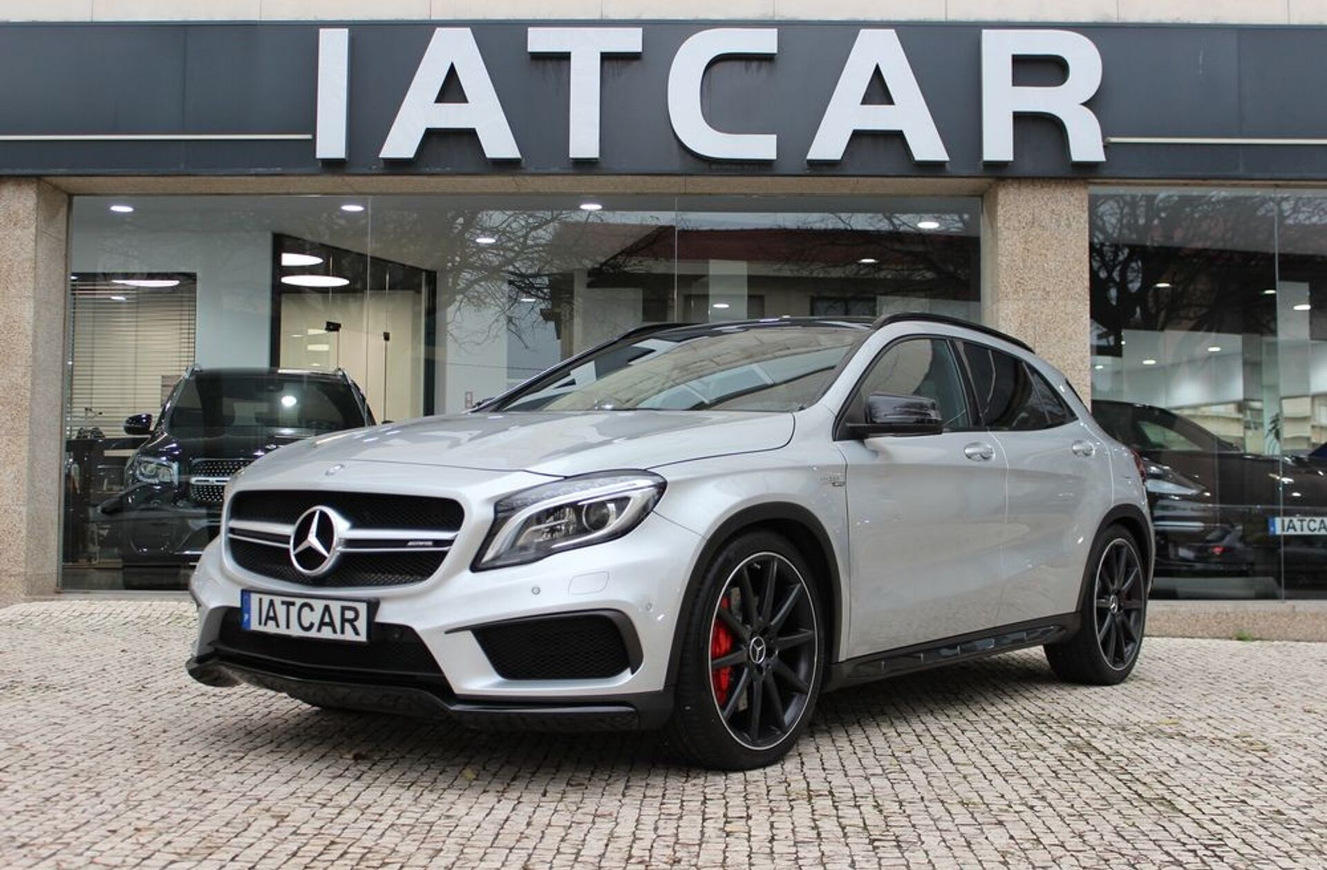MERCEDES Classe GLA GLA 220 CDi AMG Line 4-Matic
