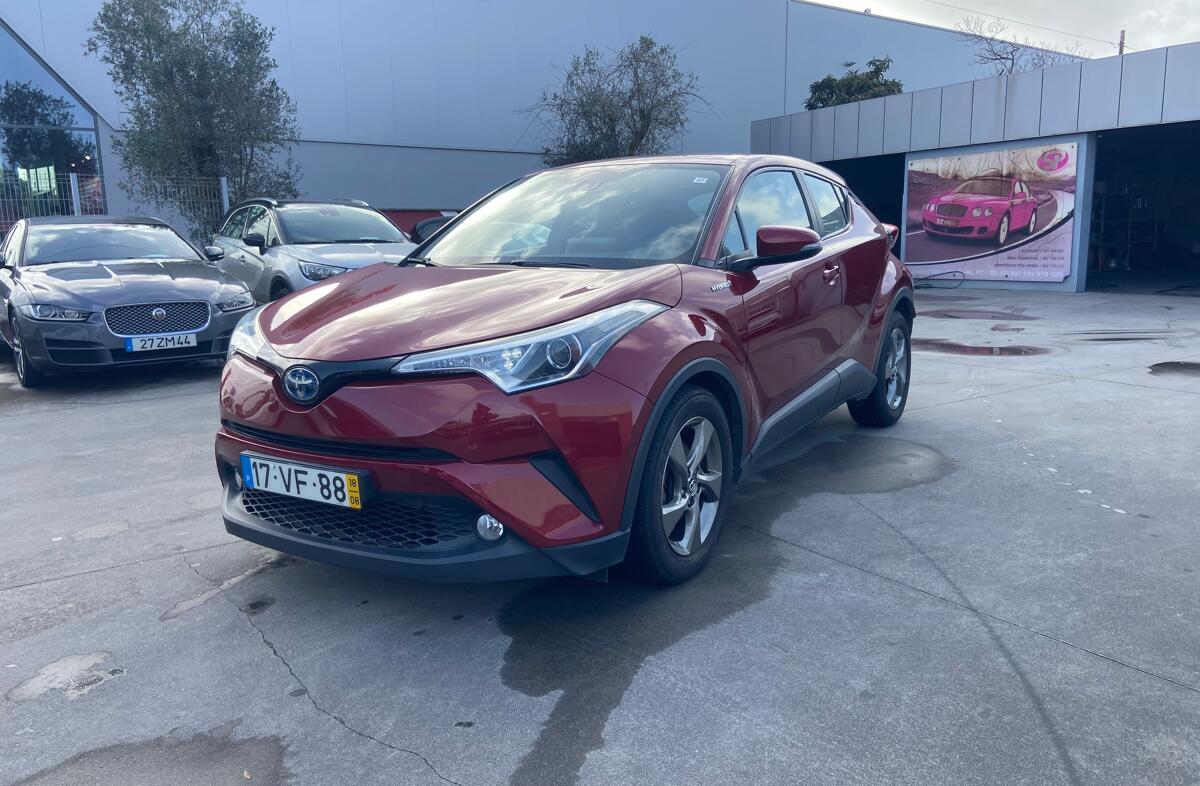 TOYOTA C-HR 1.8 HSD Comfort+P.Style