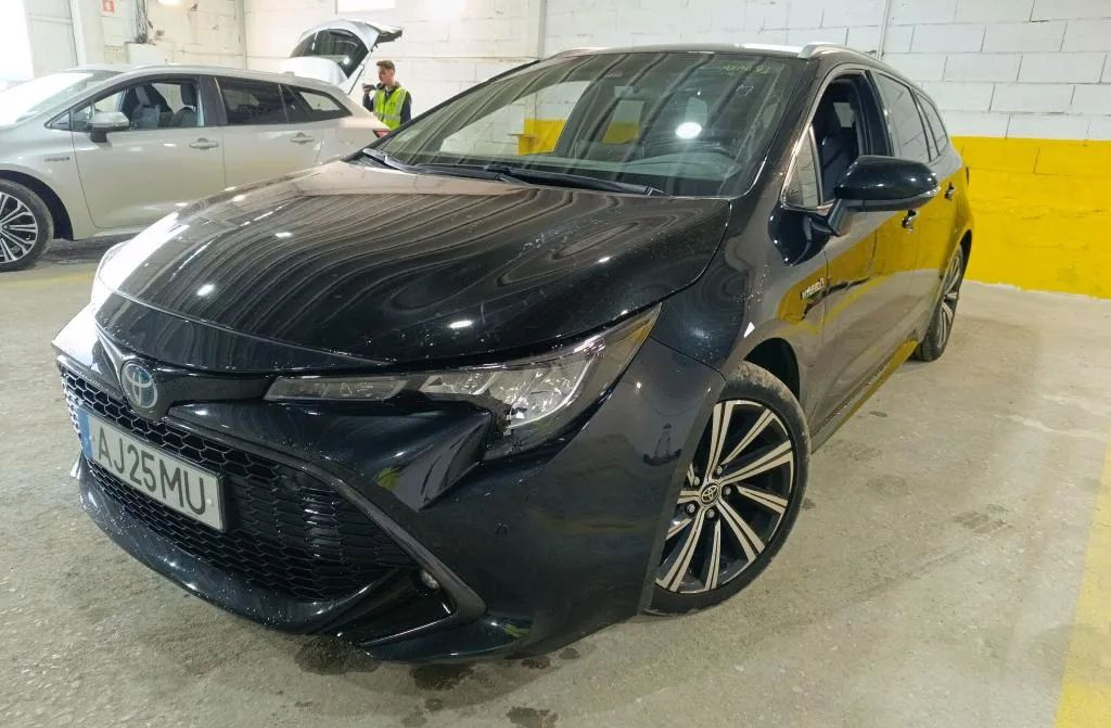 TOYOTA Corolla 1.8 Hybrid Comfort+P.Sport