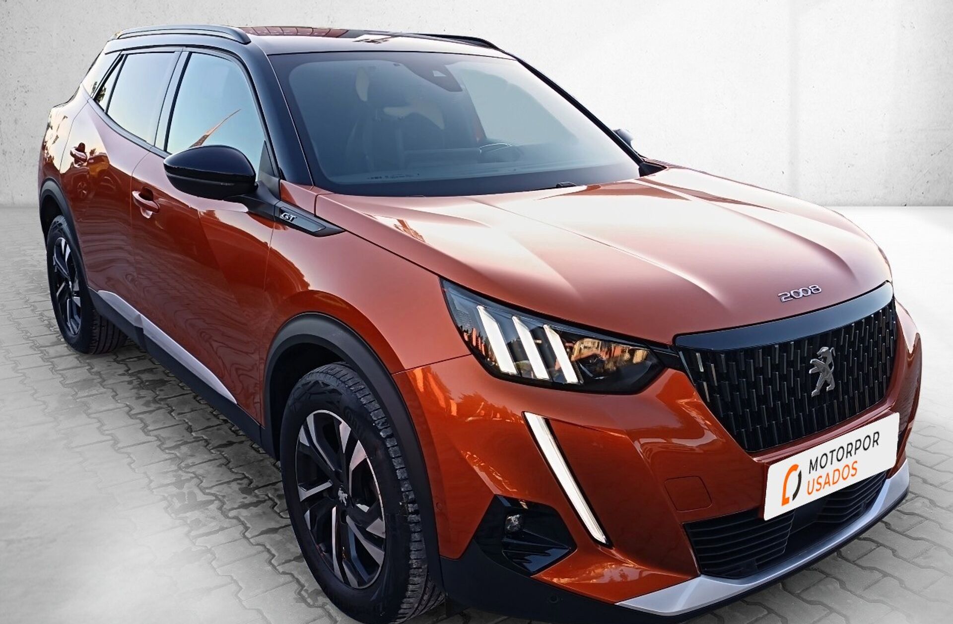 PEUGEOT 2008 1.2 PureTech GT