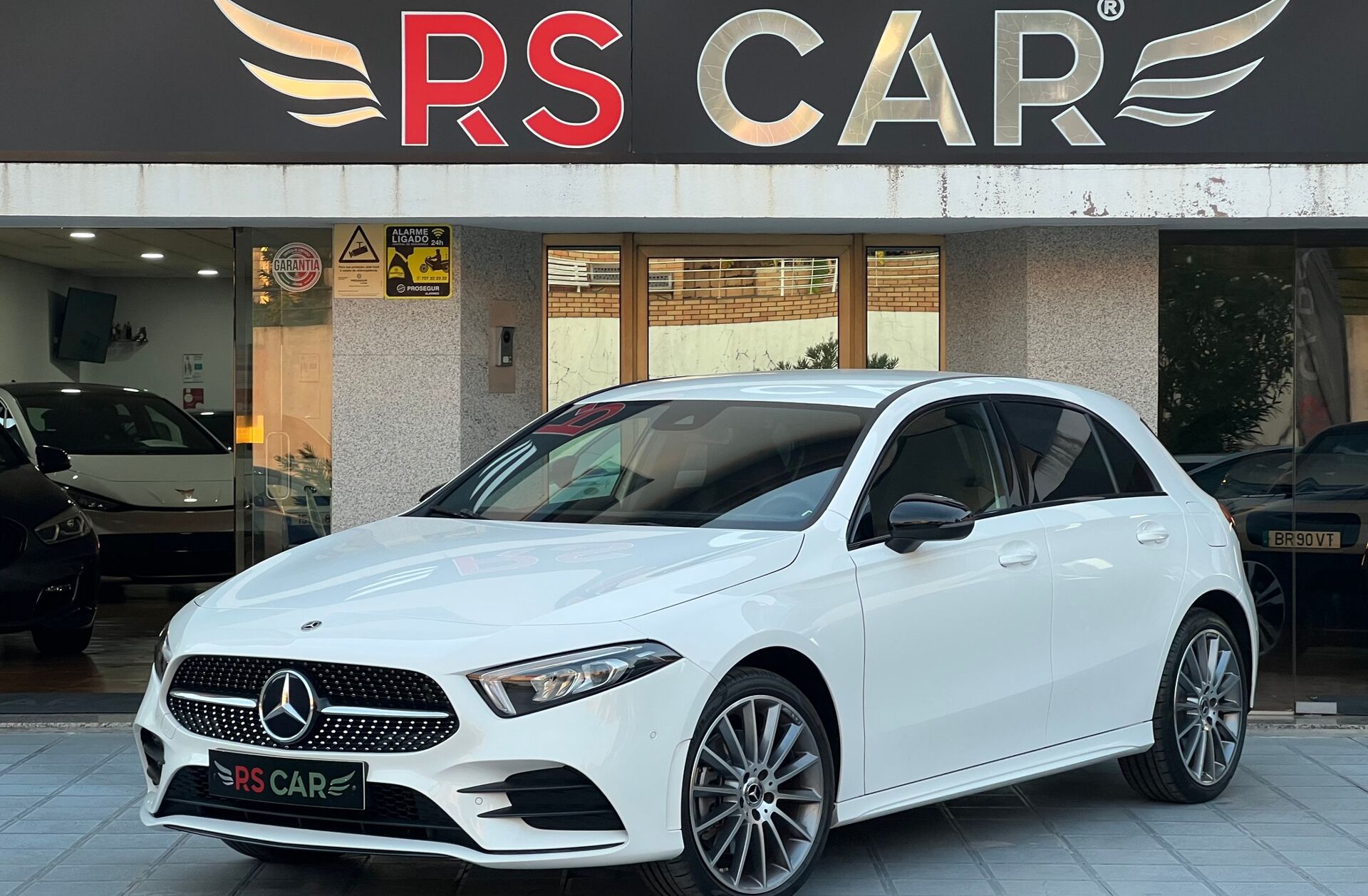 MERCEDES Classe A A 250 e AMG Line