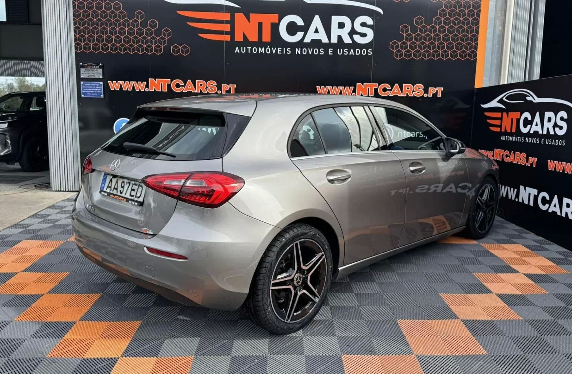 MERCEDES Classe A A 180 d Business Solutions