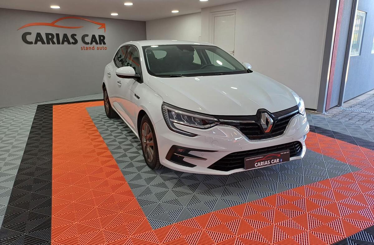 RENAULT Mégane 1.5 Blue dCi Intens EDC
