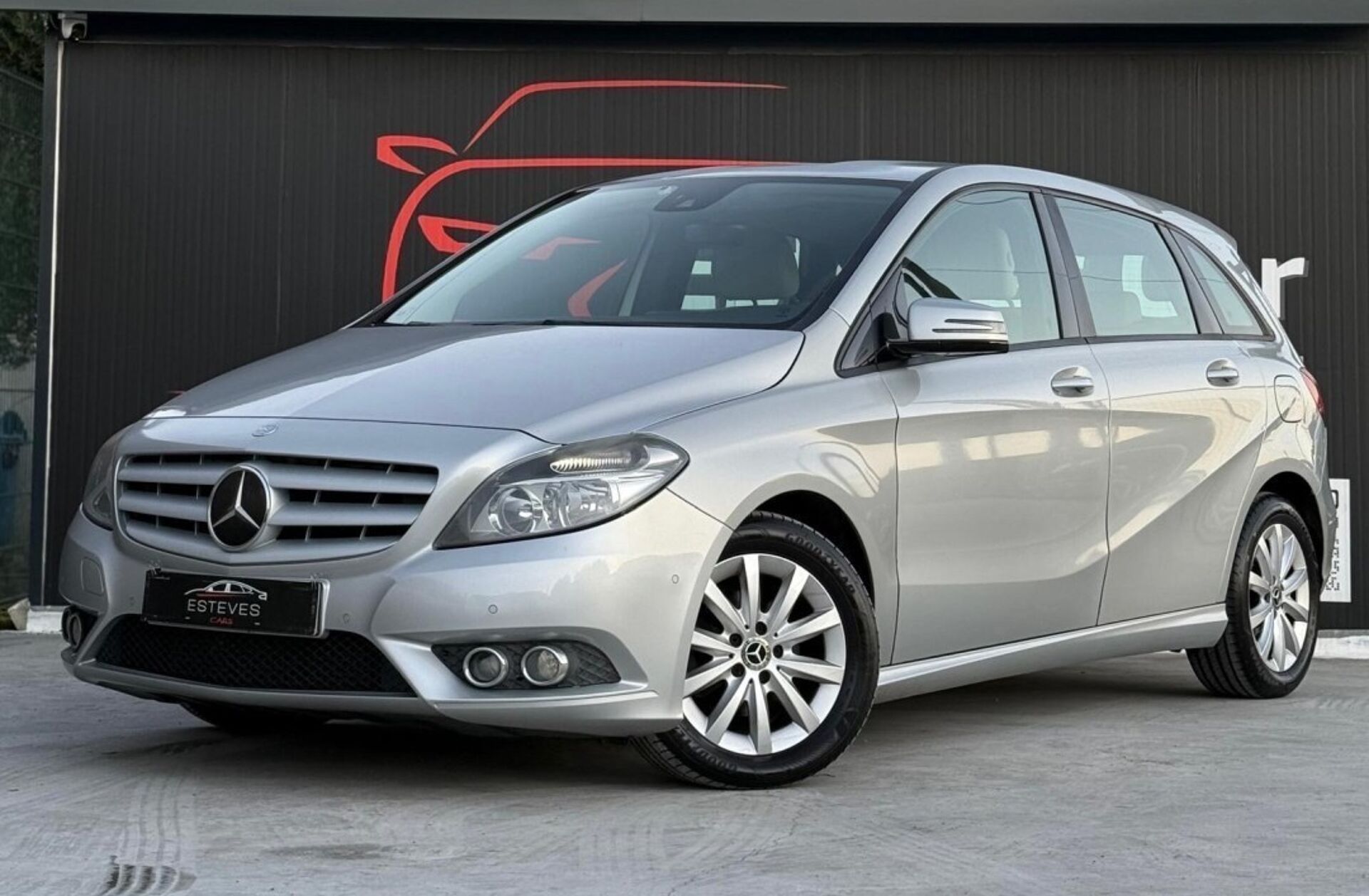 MERCEDES Classe A A 220 CDi BE Urban Aut.