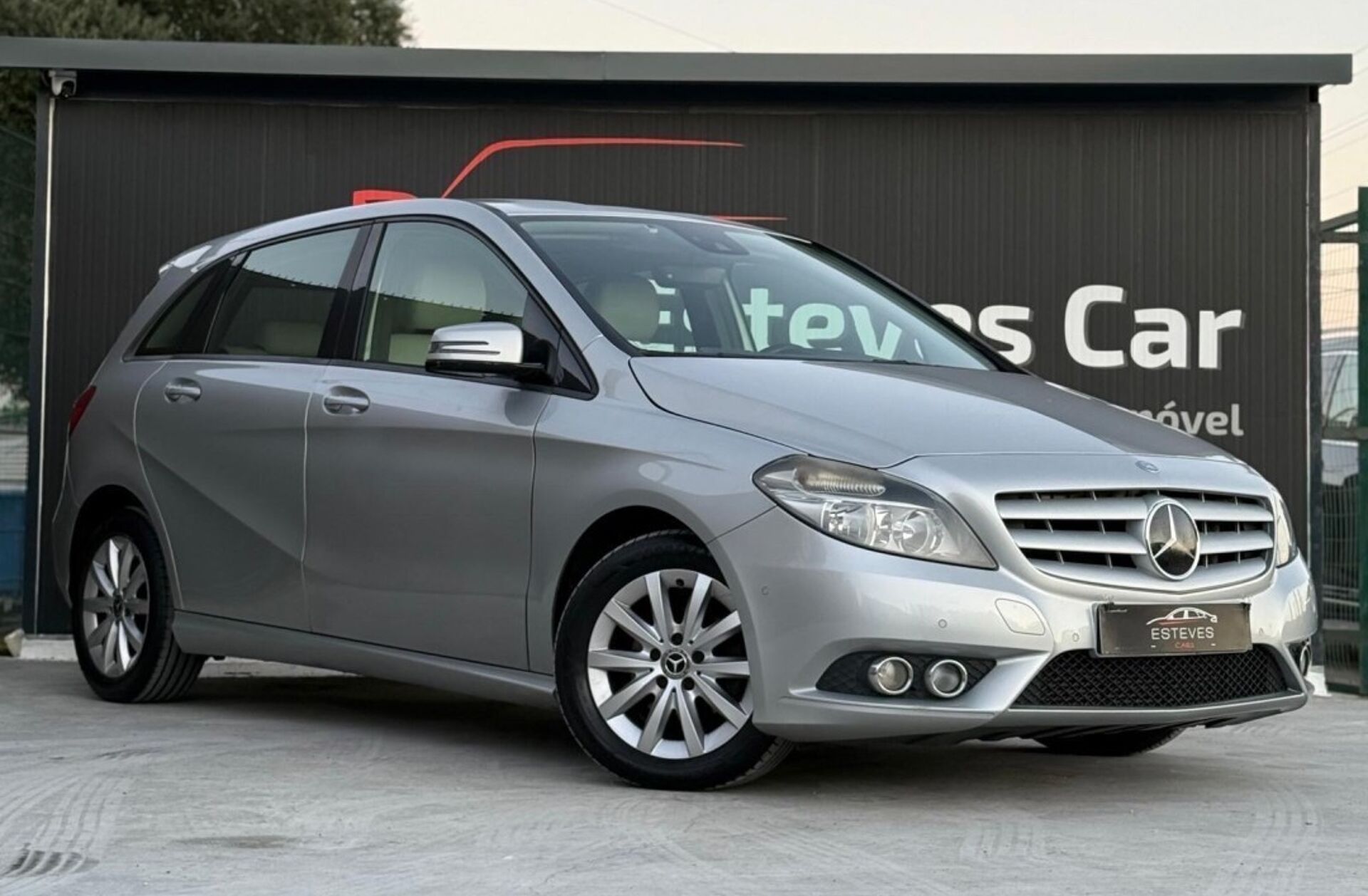 MERCEDES Classe A A 220 CDi BE Urban Aut.