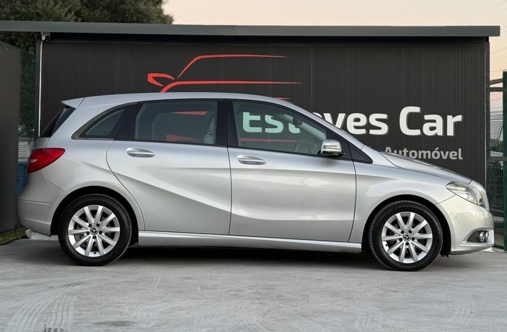 MERCEDES Classe A A 220 CDi BE Urban Aut.
