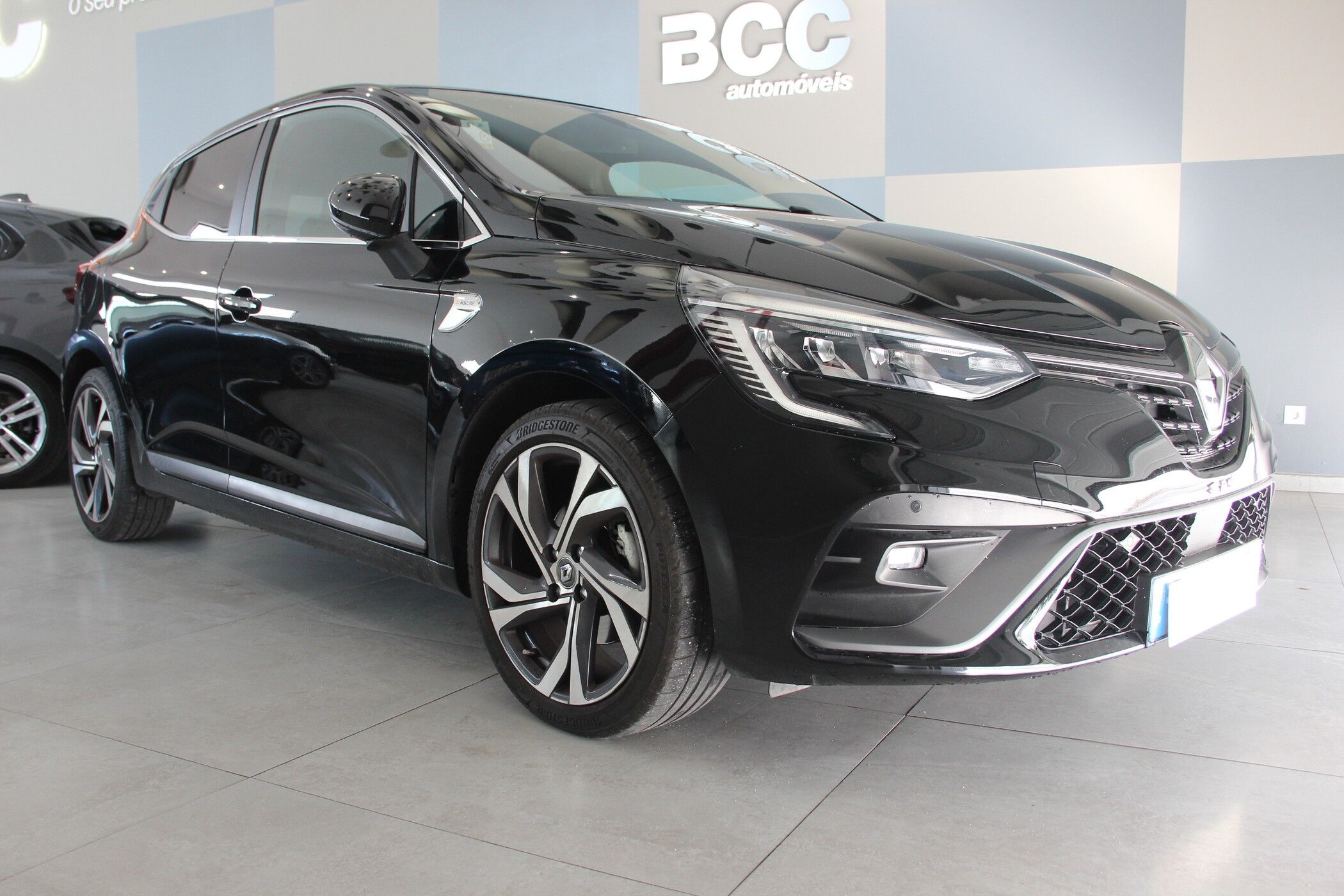 Renault Clio 1.3 TCe RS Line EDC com 87 258 km por 17 990 € BCC Automóveis | Setúbal
