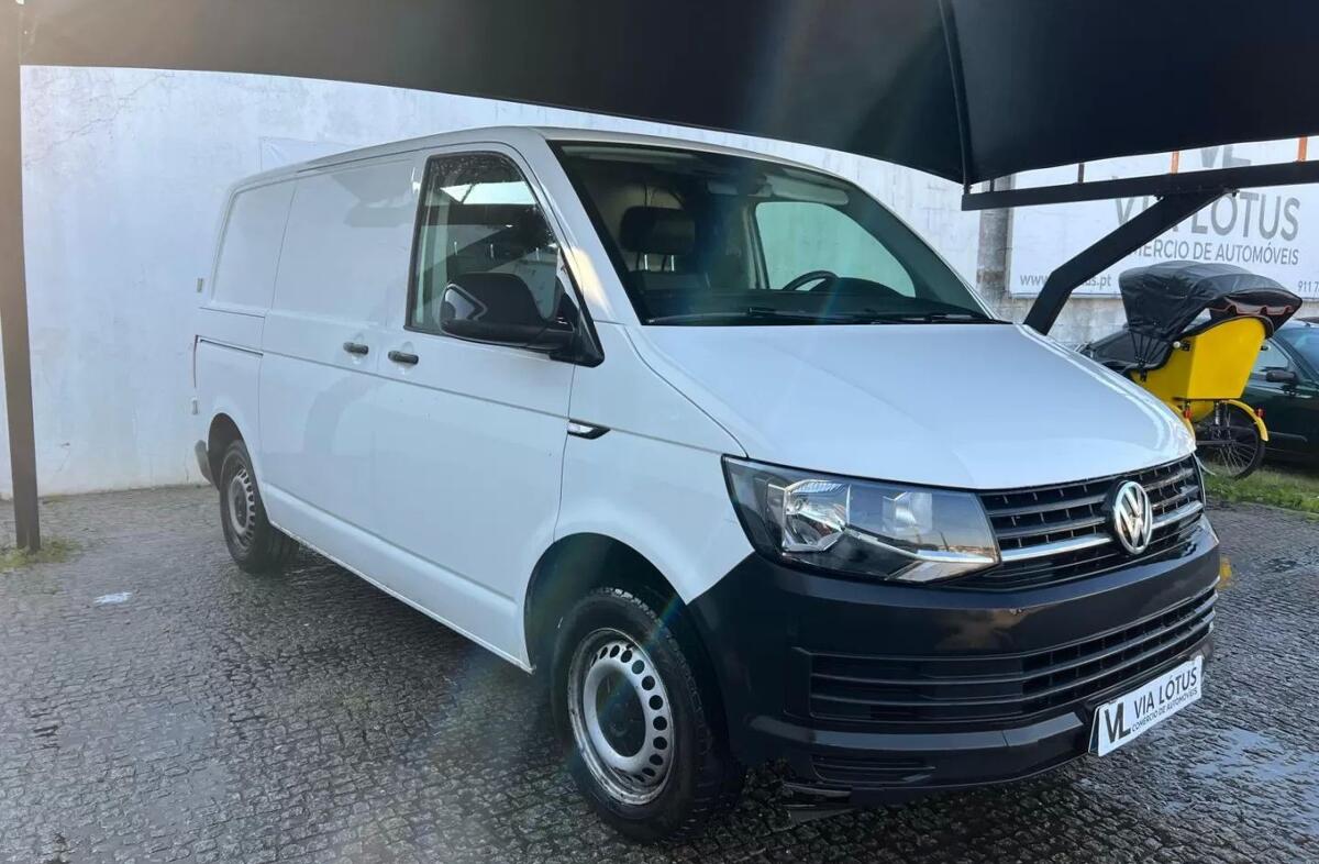VOLKSWAGEN Transporter 2.0 TDI Extra AC