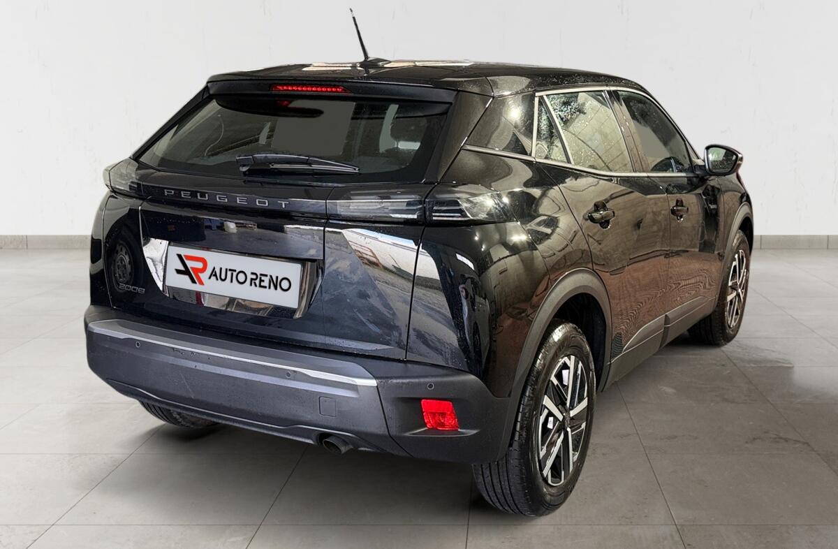 PEUGEOT 2008 1.2 PureTech Style