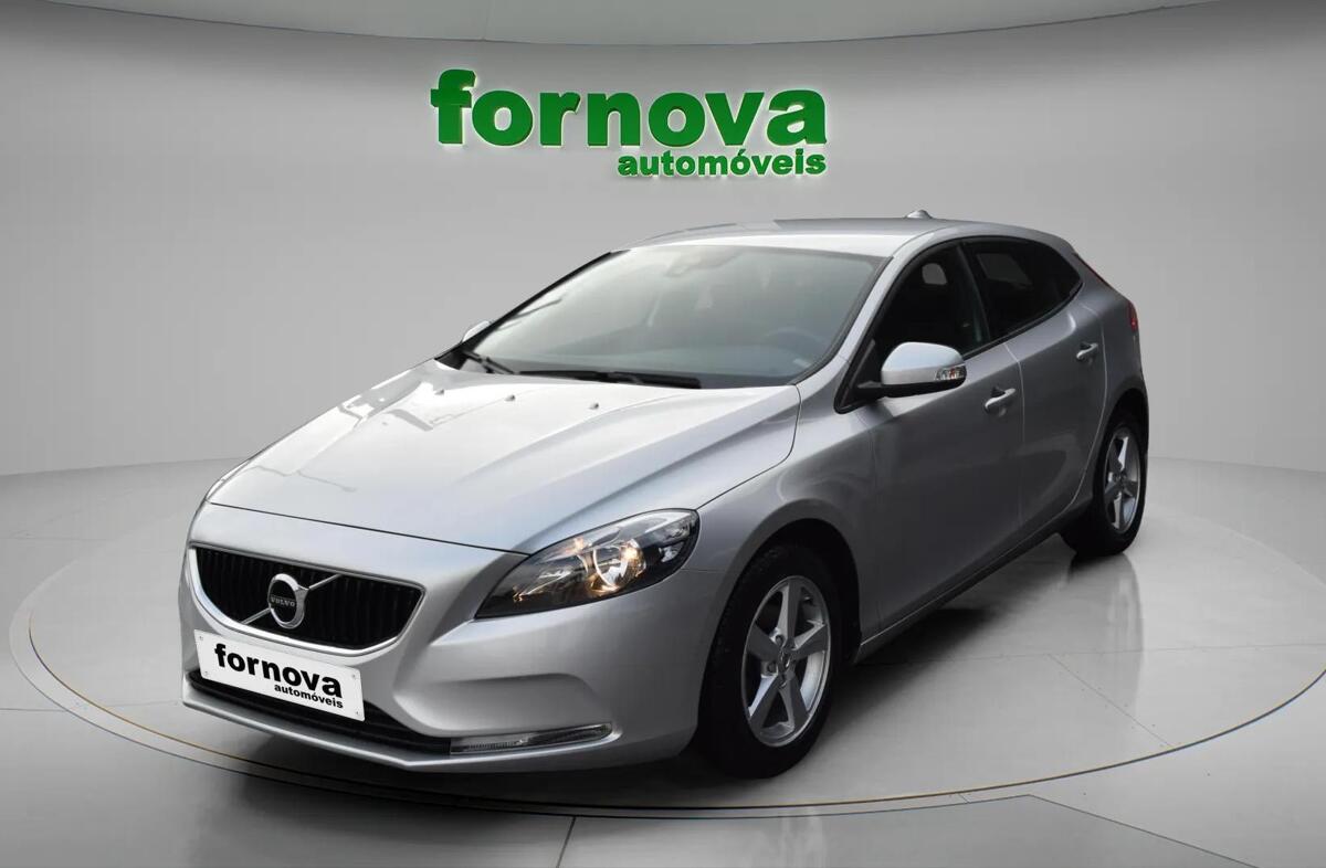 VOLVO V40 2.0 D2 Kinetic