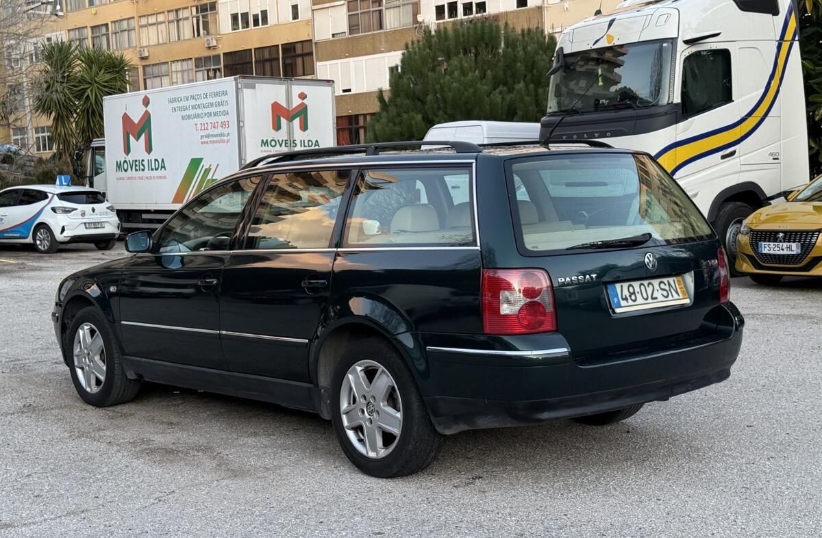 VOLKSWAGEN Passat 1.9 TDi Highline Tip