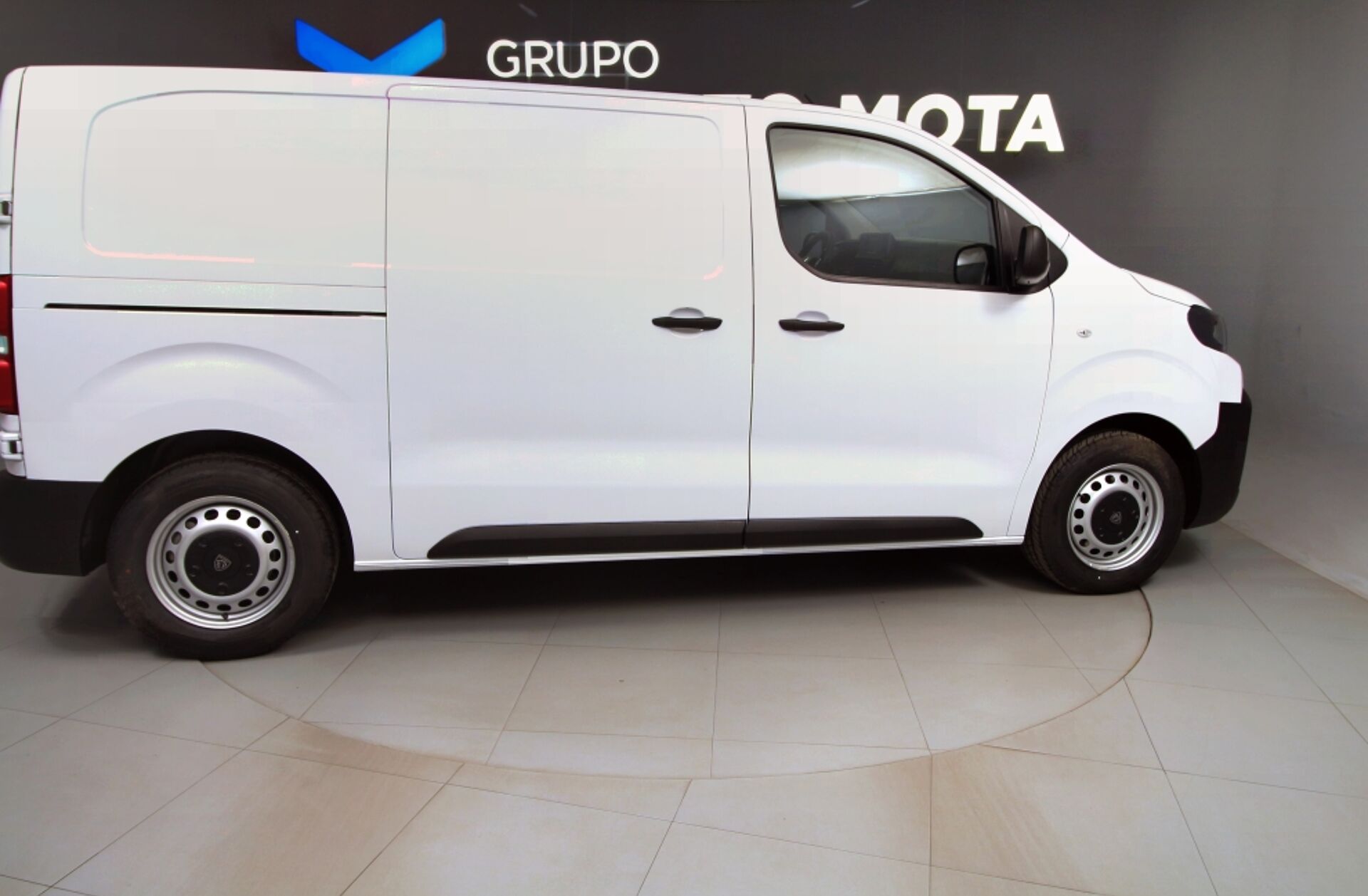 PEUGEOT Expert 1.5 BlueHDi Standard