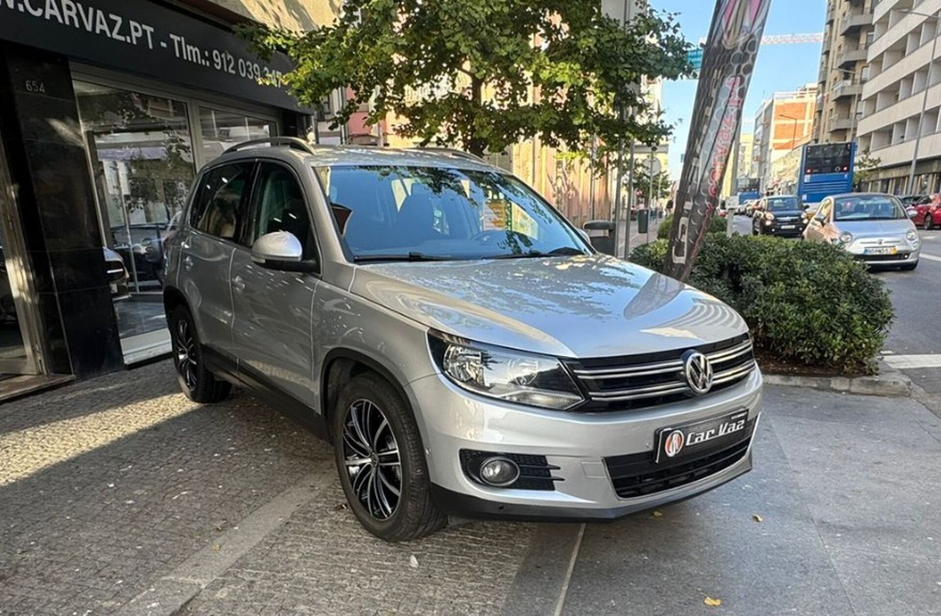 VOLKSWAGEN Tiguan 2.0 TDi Sport BlueMotion