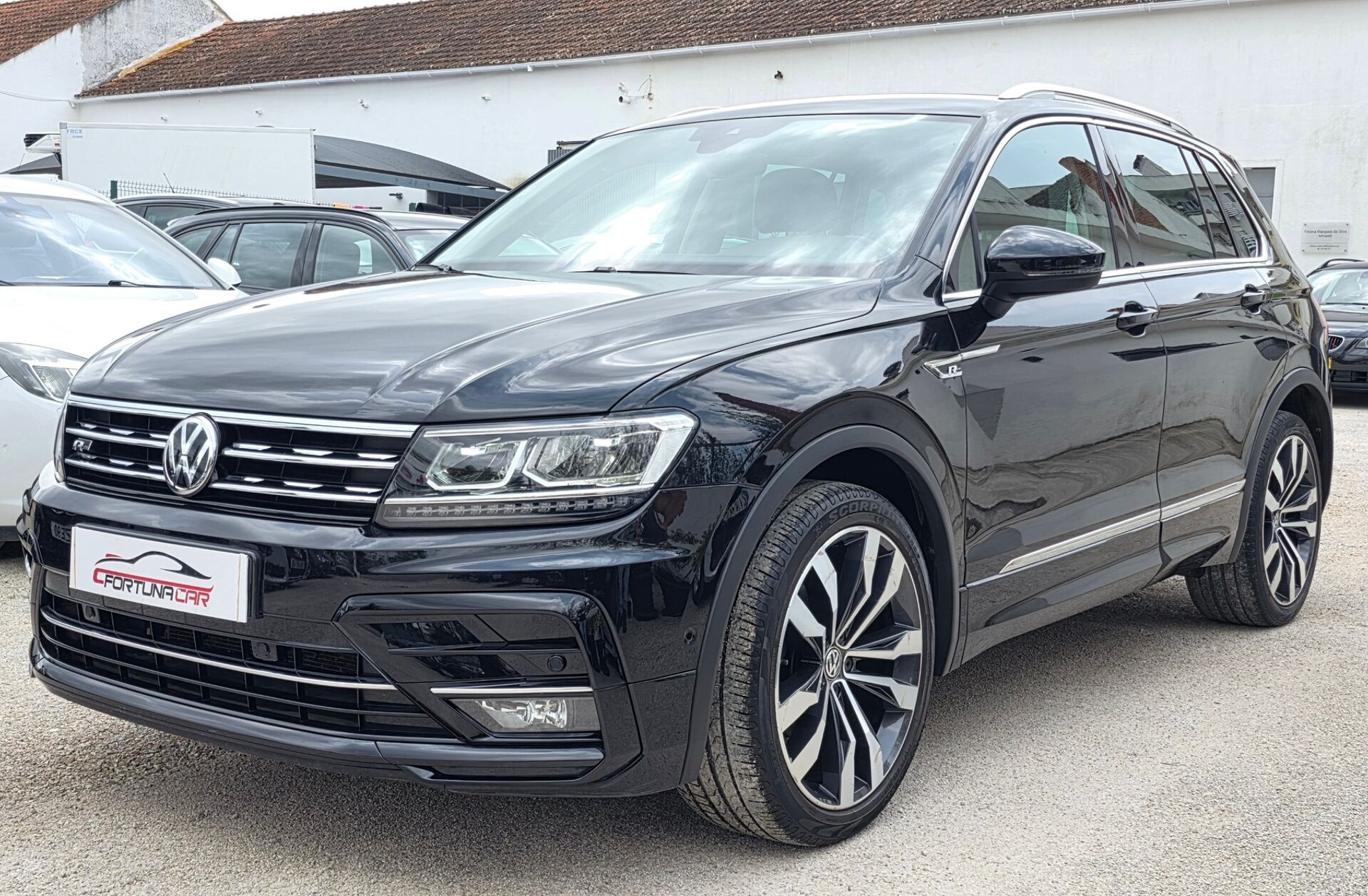 VOLKSWAGEN Tiguan 2.0 TDI R-Line