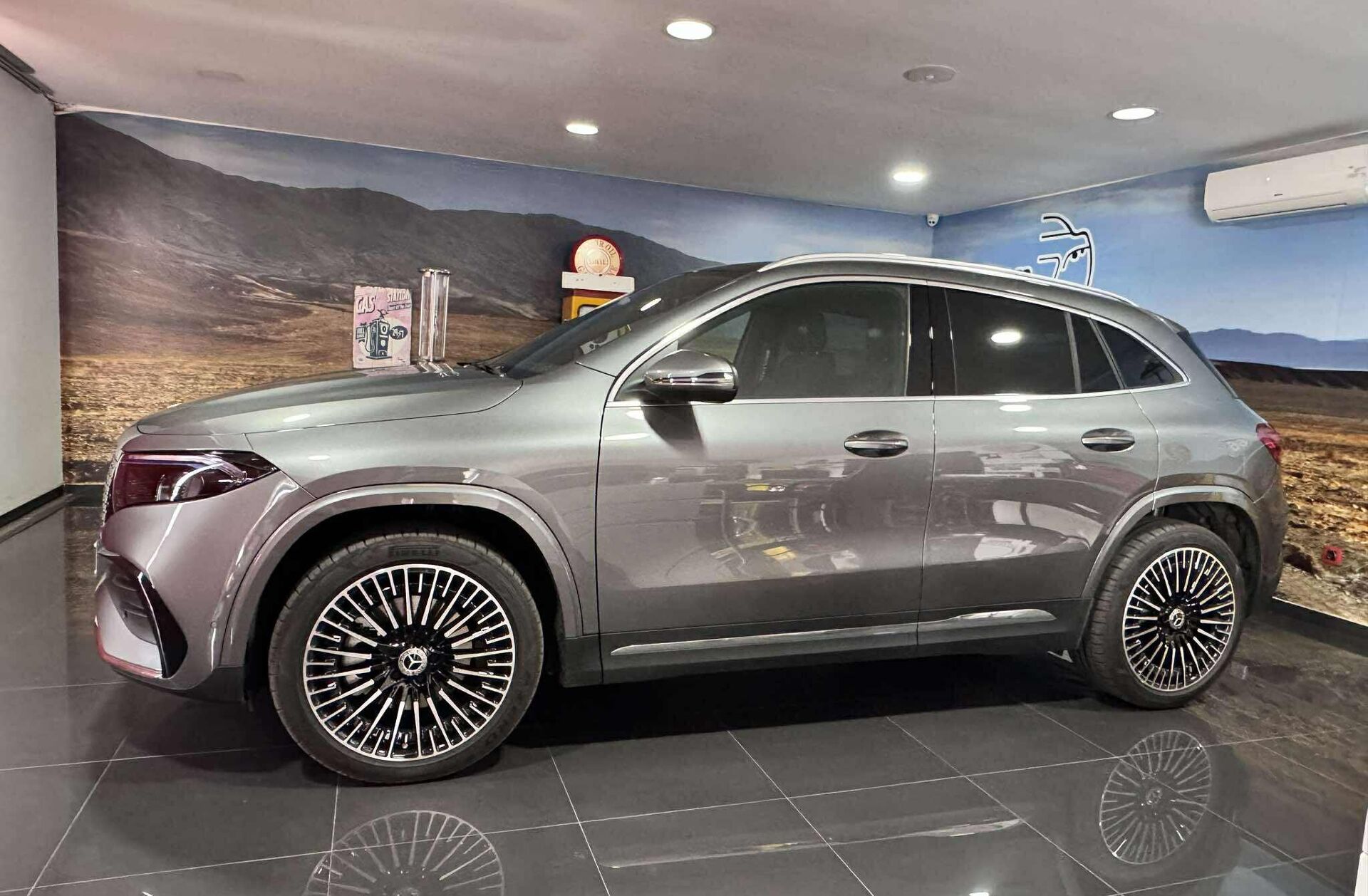 MERCEDES EQA 250+ Edition