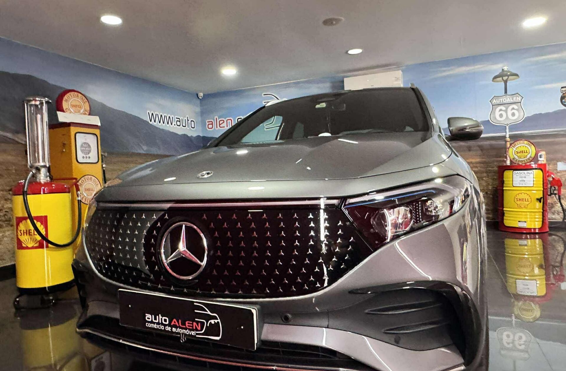 MERCEDES EQA 250+ Edition