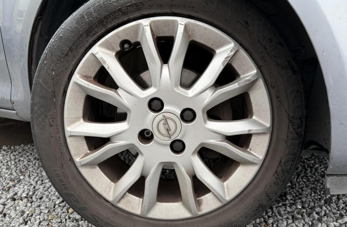 OPEL Corsa D Corsa 1.3 CDTi Enjoy