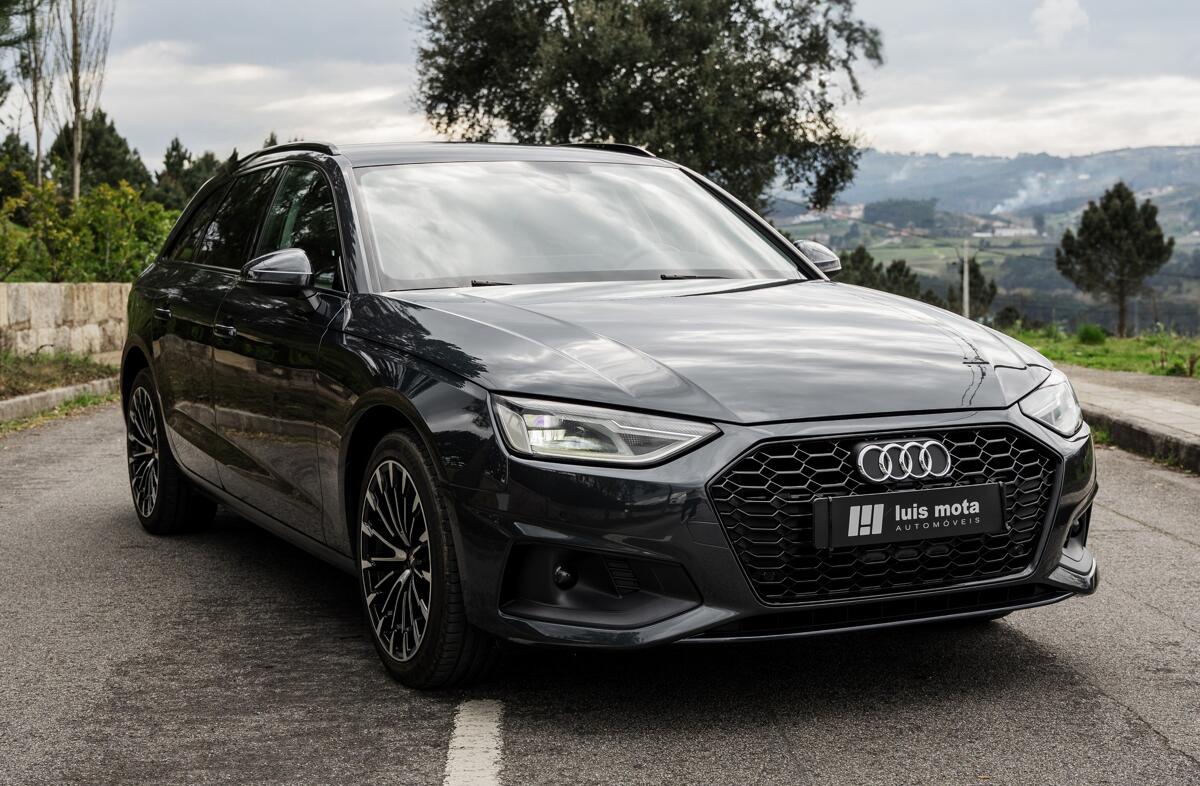 AUDI A4 30 TDI S tronic