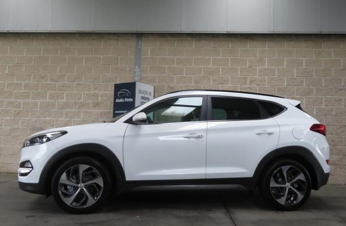 HYUNDAI Tucson 1.7 CRDi Premium DCT